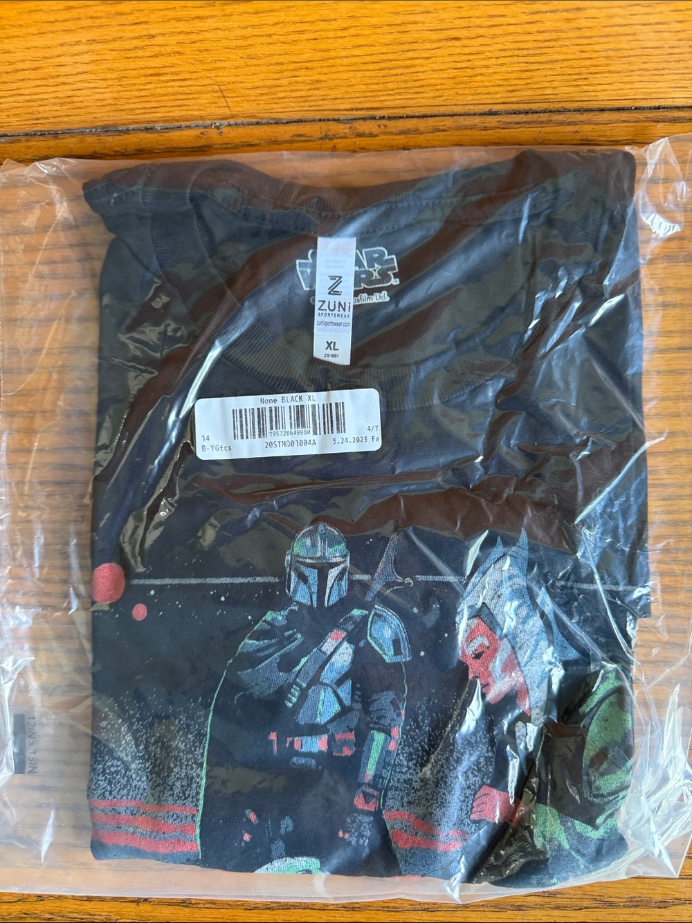 The Mandalorian Graphic Black Men's T-Shirt XL NWT